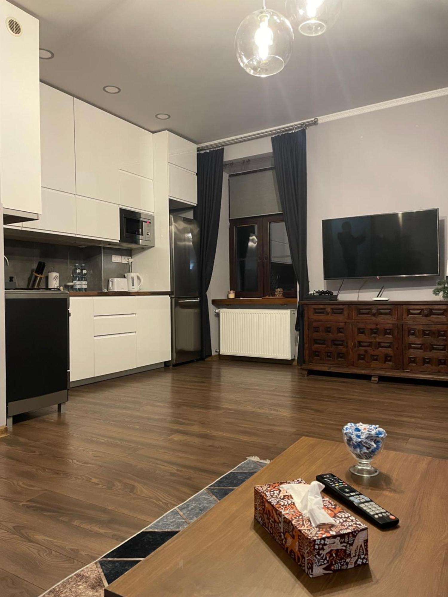 Apartamenty Luczkowskiego Z Widokiem Na Studnie 4 Chełm Kültér fotó